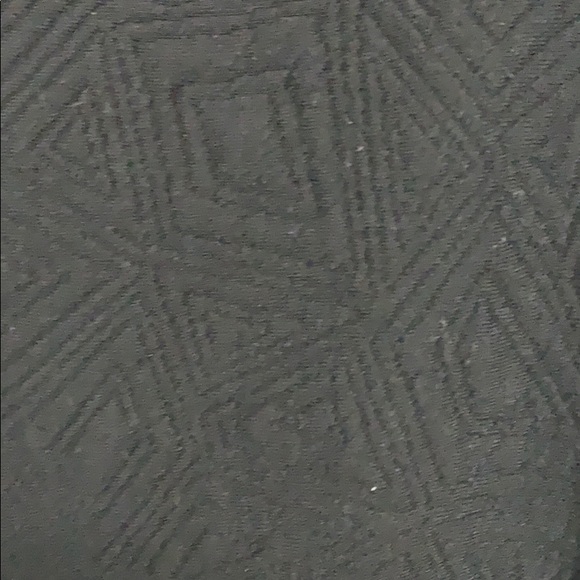 Mid cut black pattern dress - Picture 2 of 4